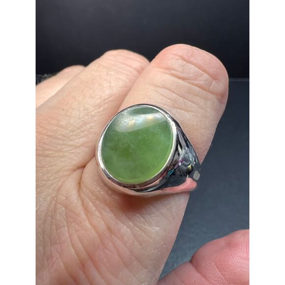 Vintage MCM Sterling Silver Nephrite Jade Ring – Size 10 - Picture 3 of 15